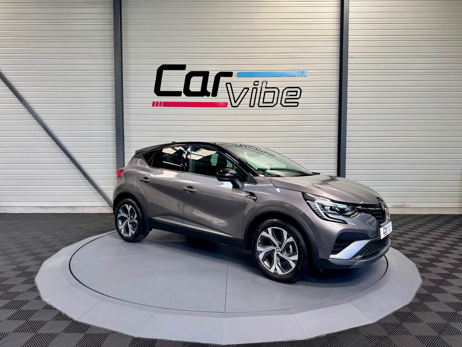 Renault Captur RS LINE — photo 1