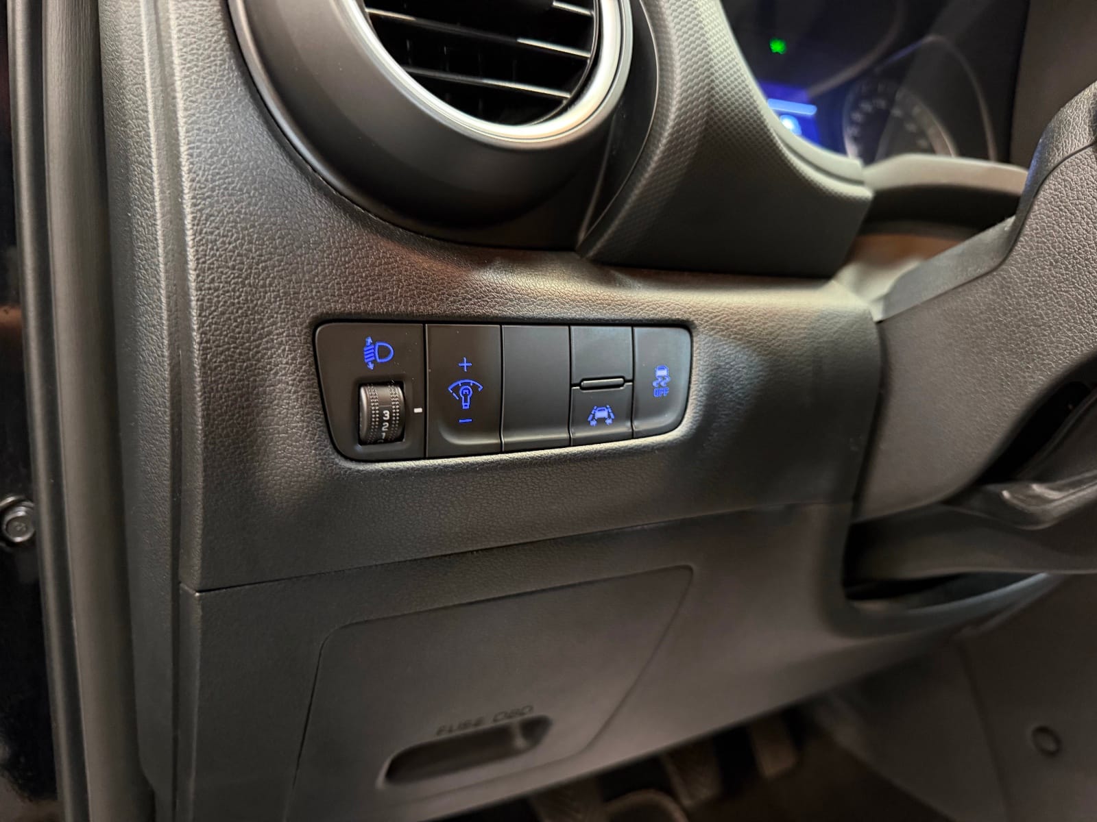Hyundai Kona Intuitive — photo 23