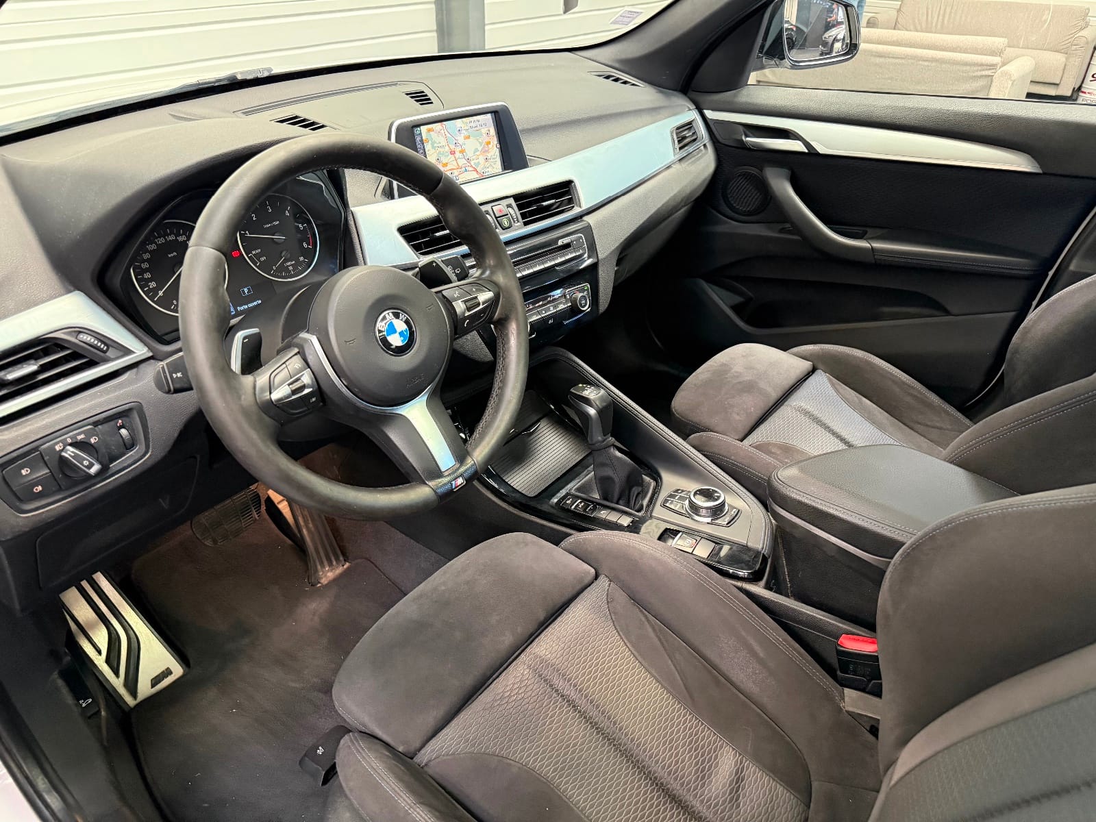 BMW X1 M Sport — photo 10