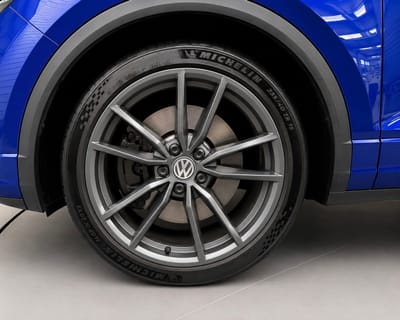 Volkswagen T-roc — photo 32