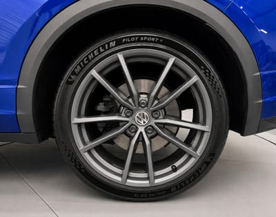Volkswagen T-roc — photo 31
