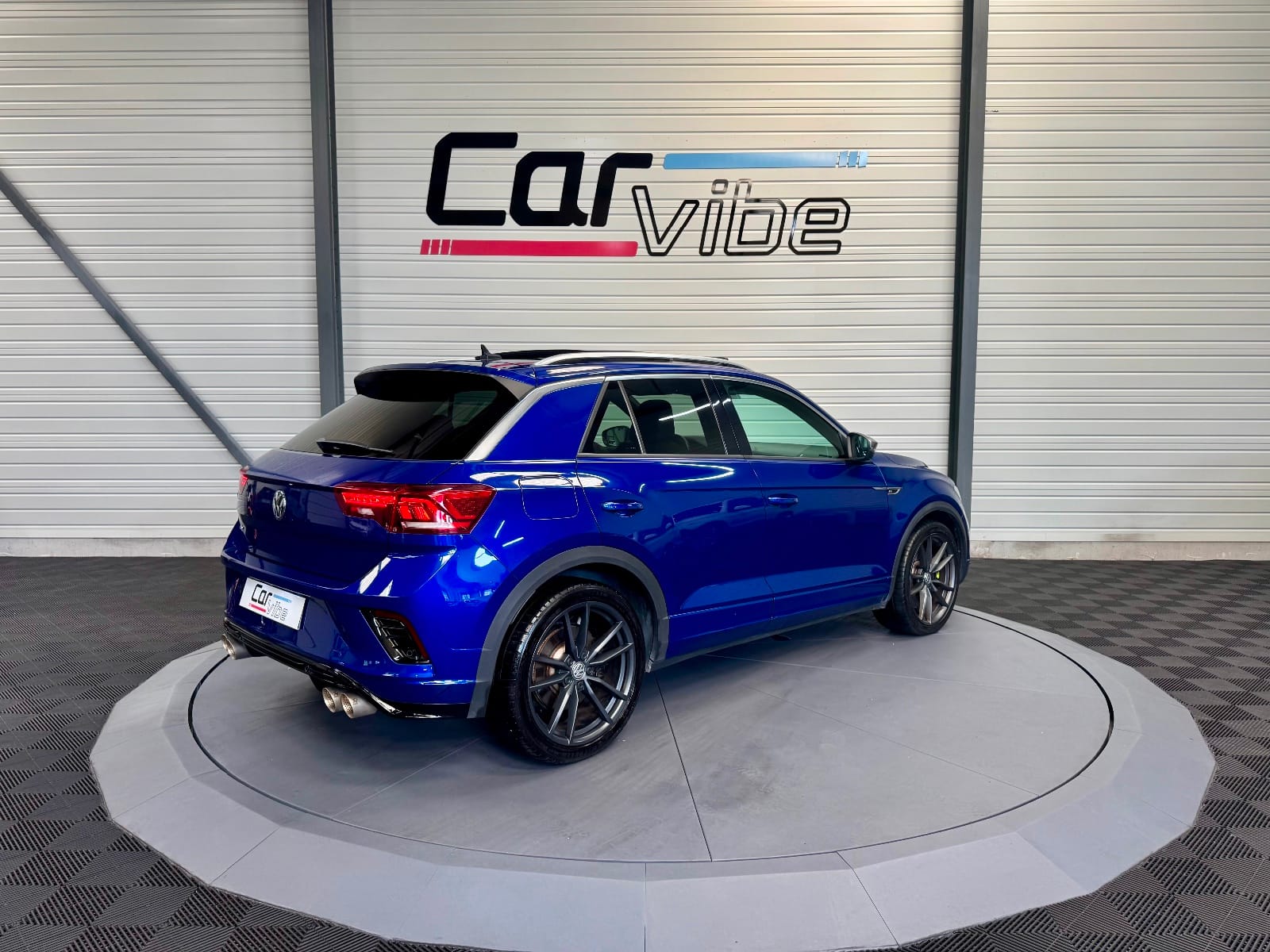 Volkswagen T-roc — photo 4