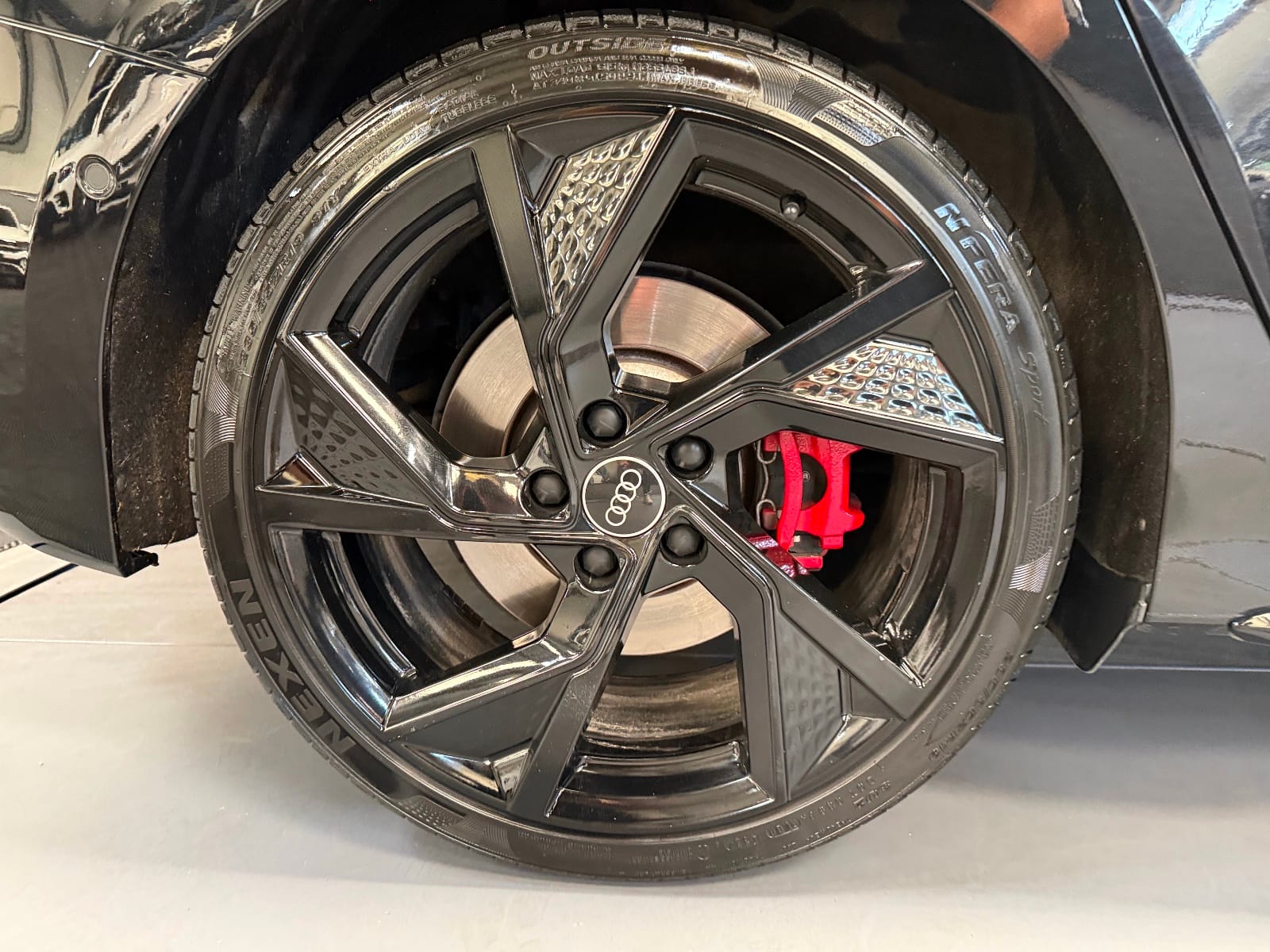 Audi S3 Sportback — photo 30