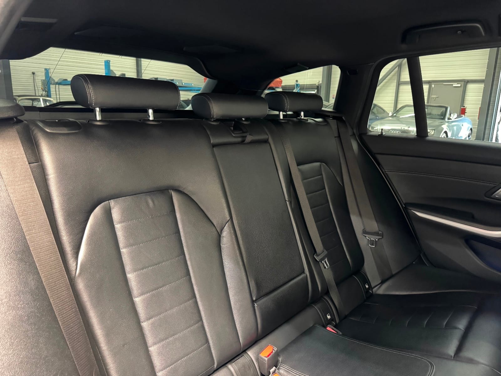 BMW Serie 3 Touring G21 Luxury — photo 14