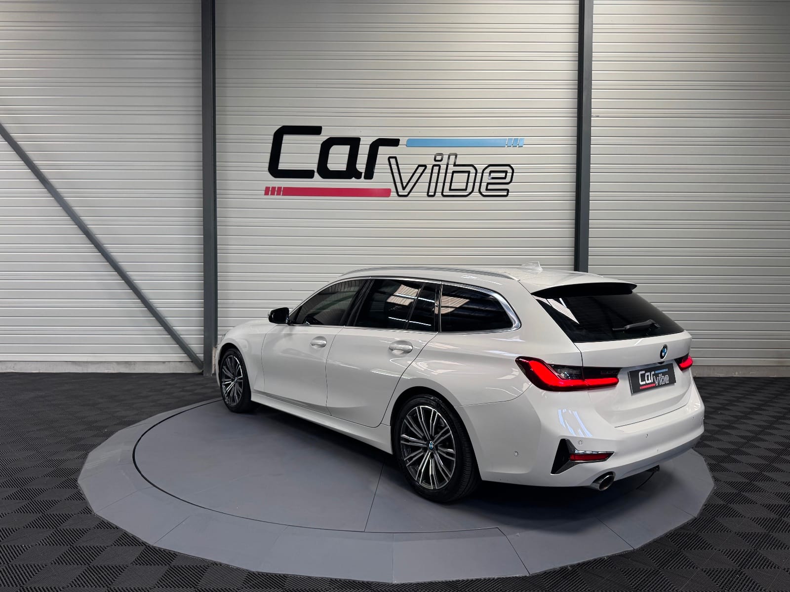BMW Serie 3 Touring G21 Luxury — photo 5