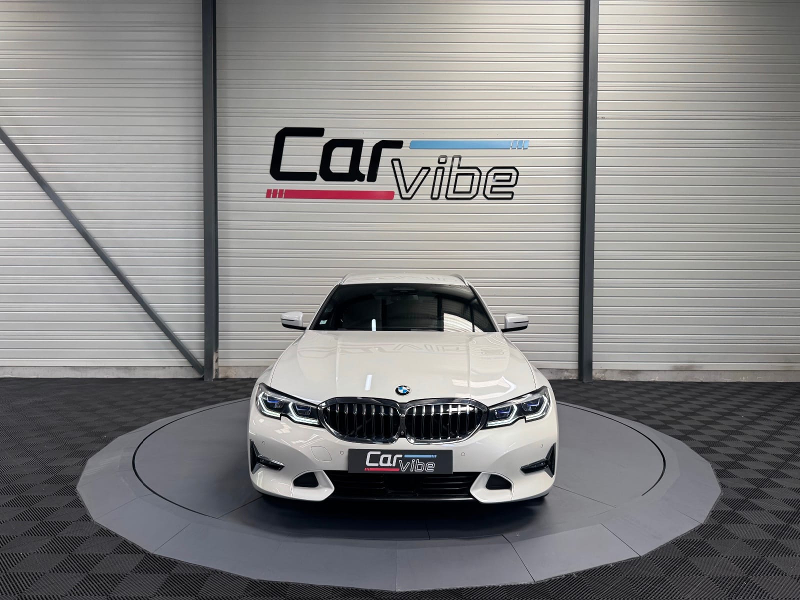 BMW Serie 3 Touring G21 Luxury — photo 8