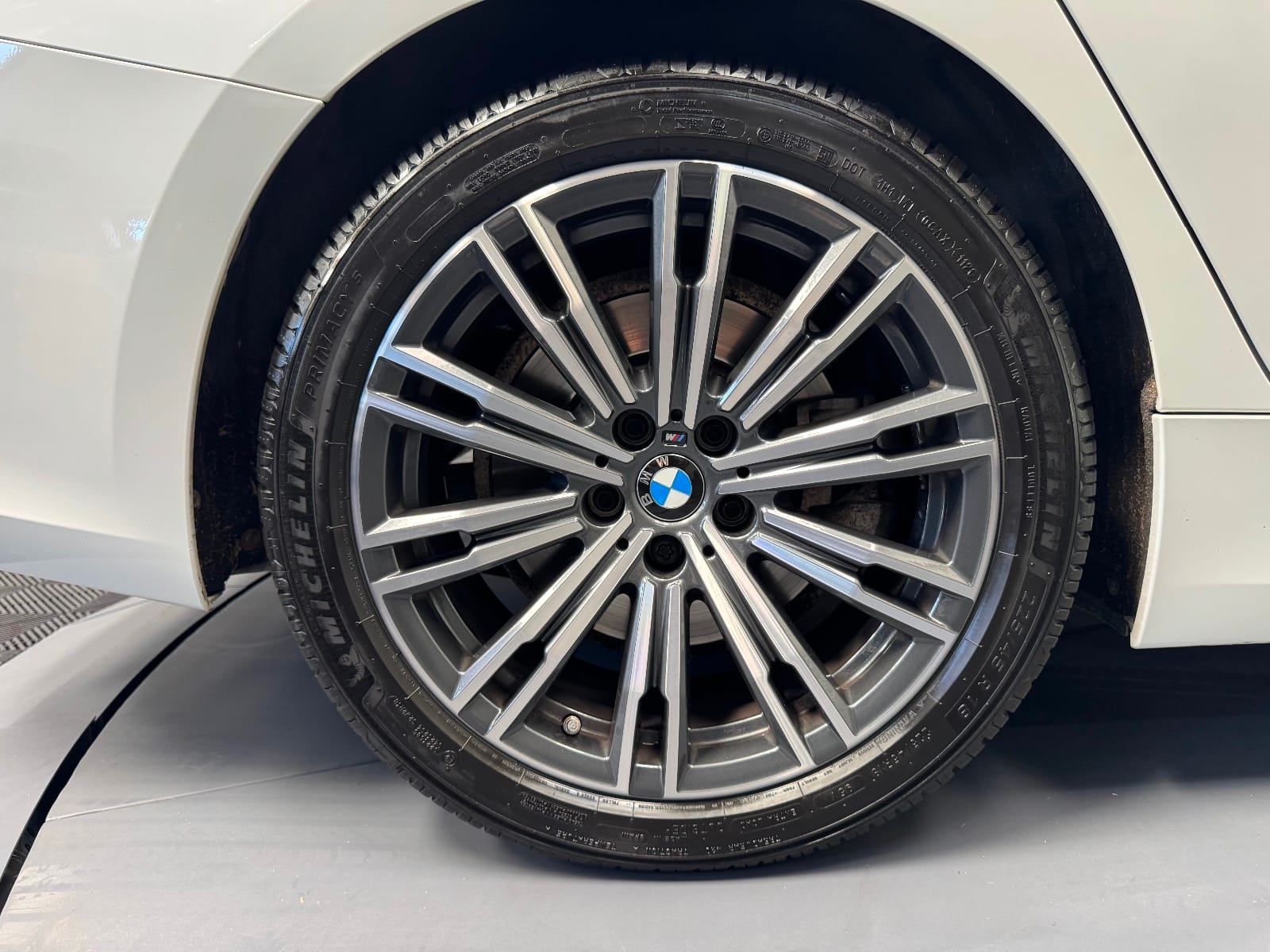 BMW Serie 3 Touring G21 Luxury — photo 23
