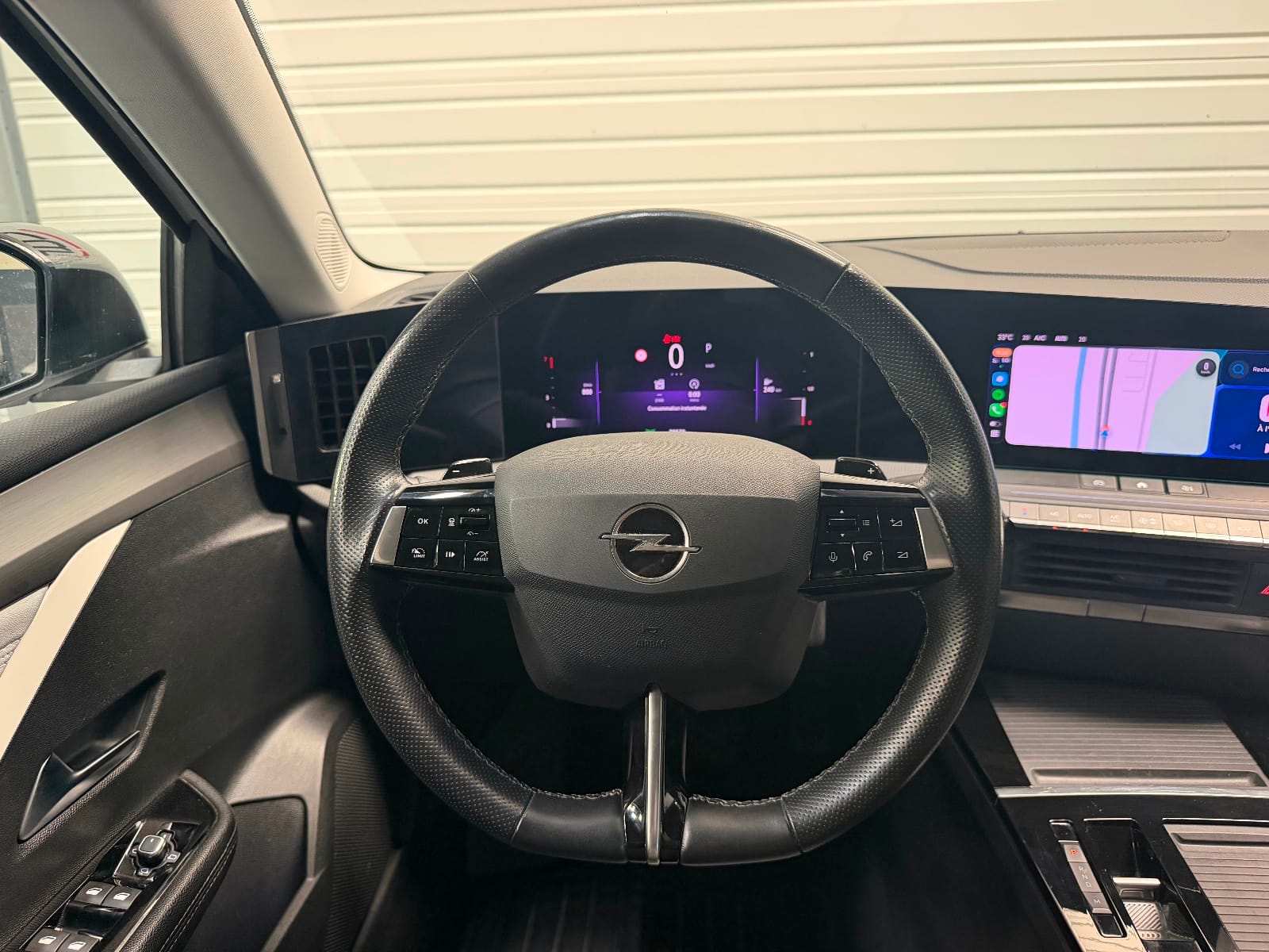 Opel Astra Elegance Business — photo 11