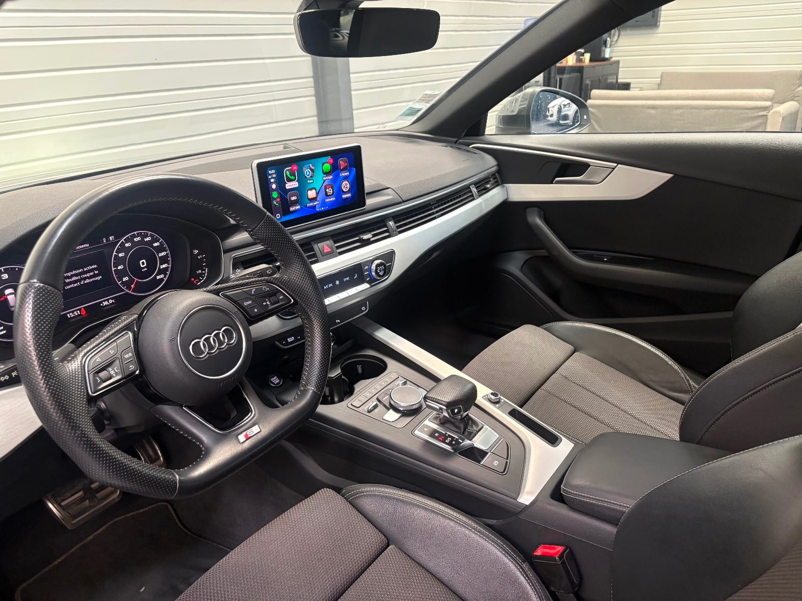 Audi A4 Avant S line — photo 12