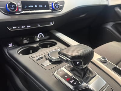 Audi A4 Avant S line — photo 20