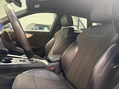 Audi A4 Avant S line — photo 13
