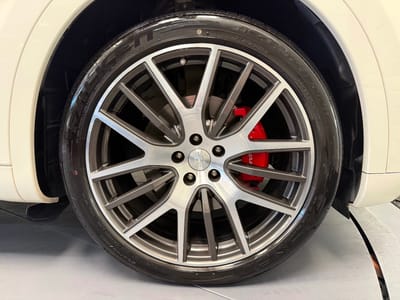 Maserati Levante 3.0 V6 350 CH Q4 Gransport — photo 32