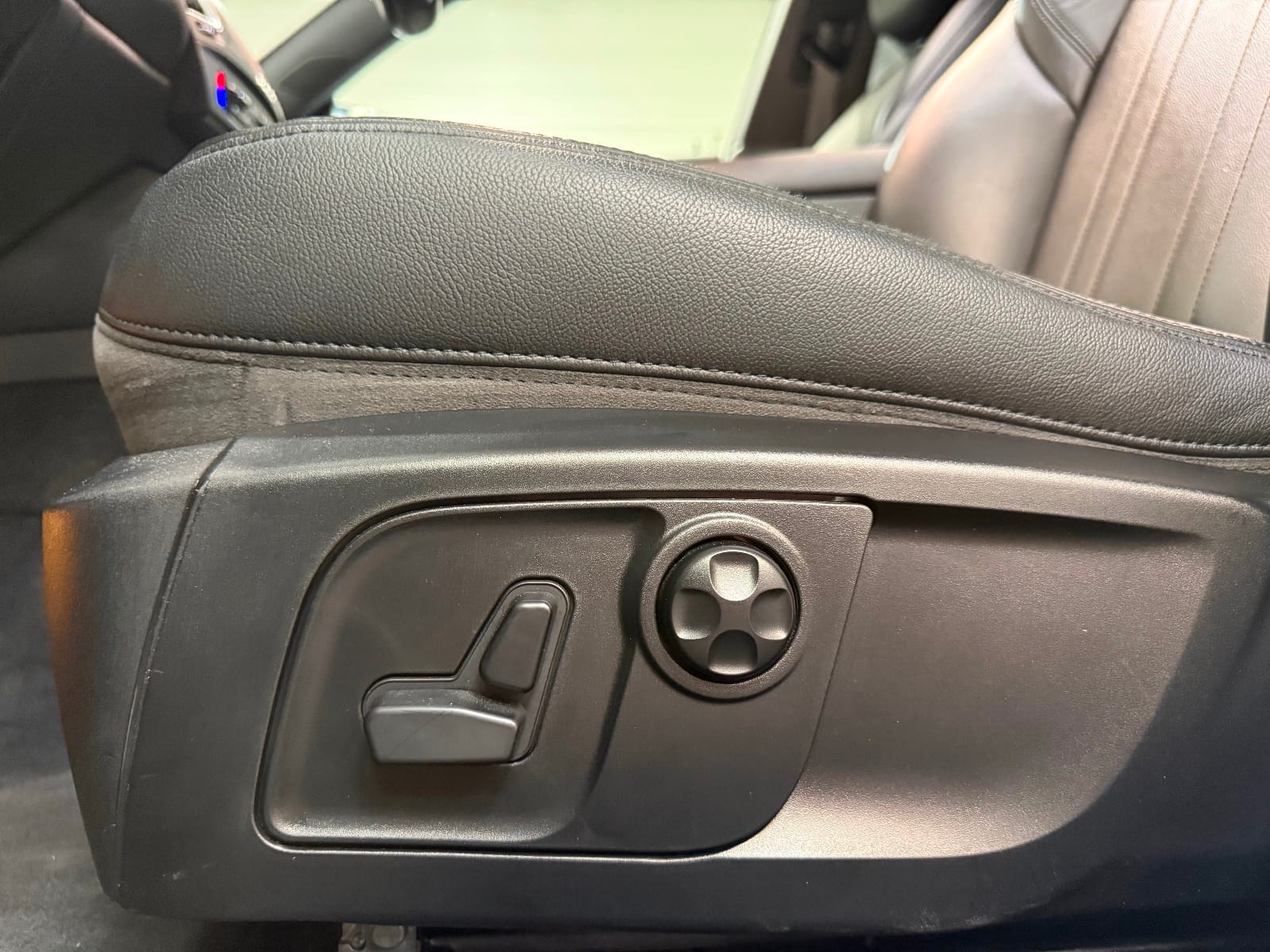 Maserati Levante 3.0 V6 350 CH Q4 Gransport — photo 22