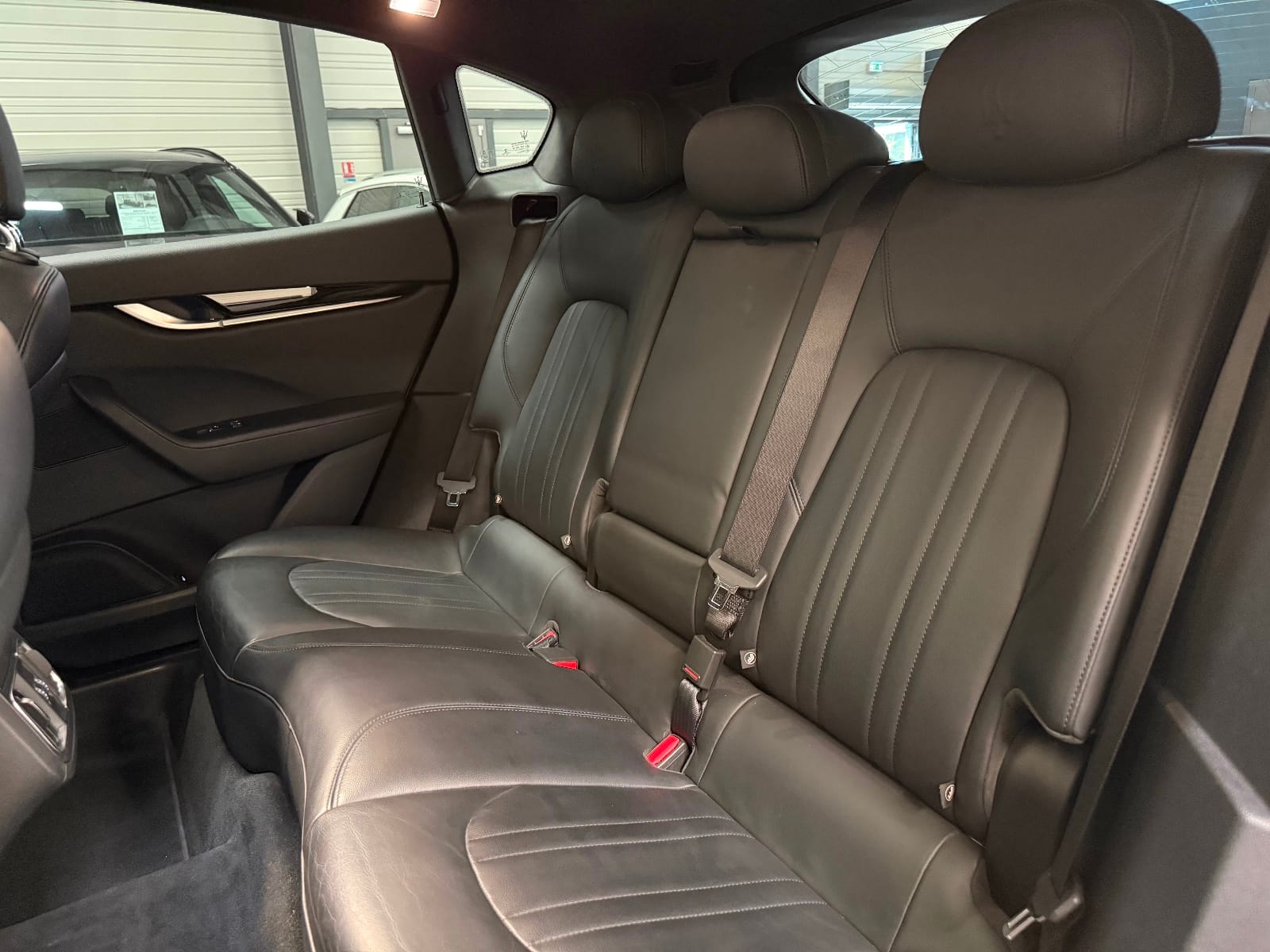 Maserati Levante 3.0 V6 350 CH Q4 Gransport — photo 21