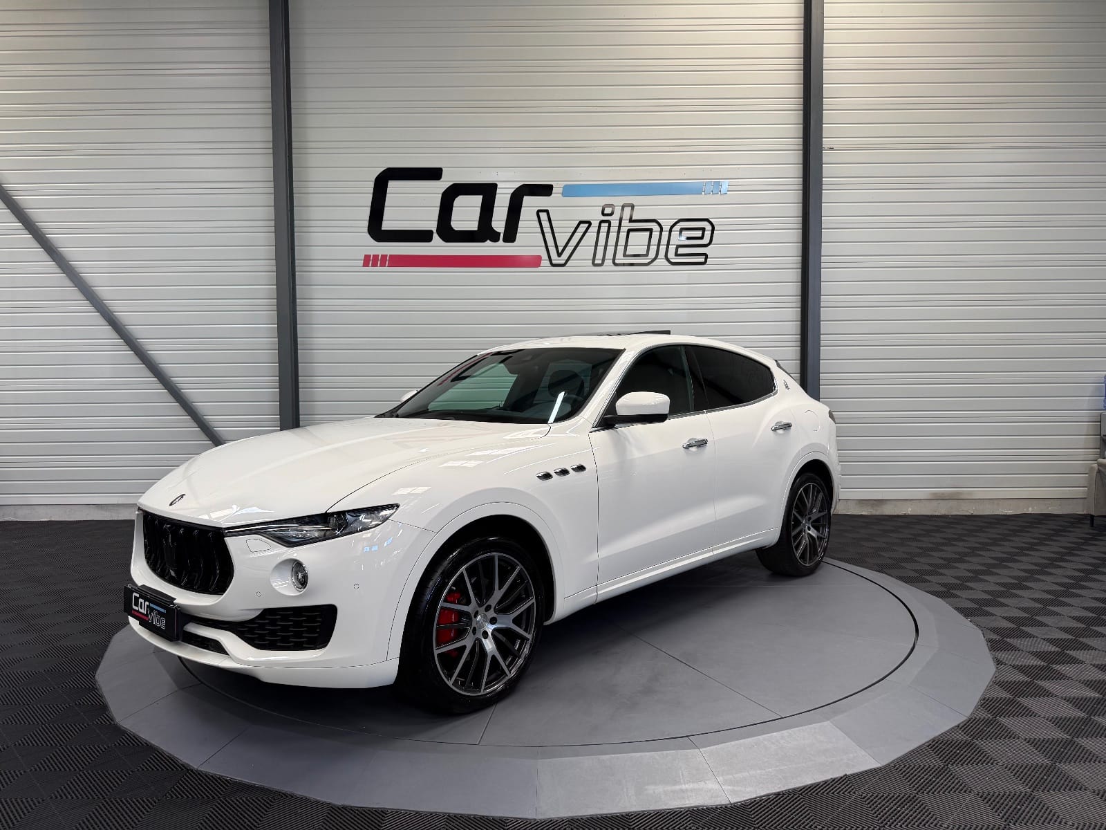 Maserati Levante 3.0 V6 350 CH Q4 Gransport — photo 8