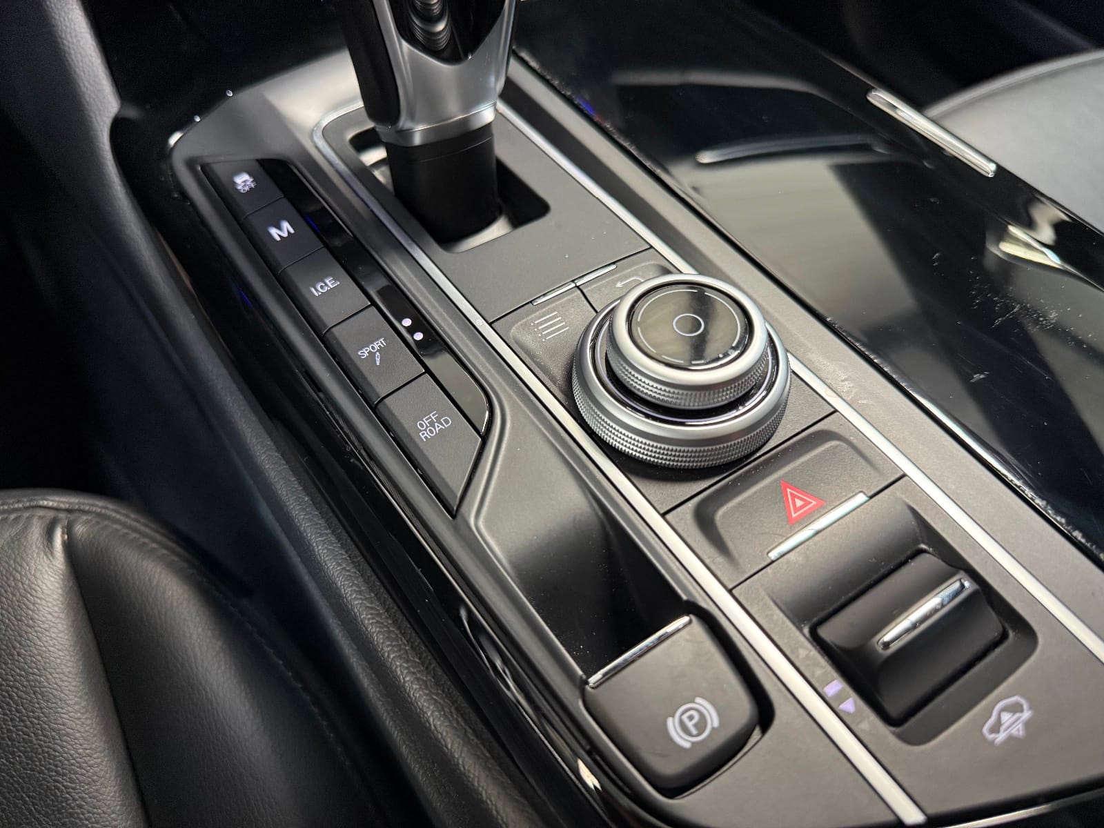 Maserati Levante 3.0 V6 350 CH Q4 Gransport — photo 14