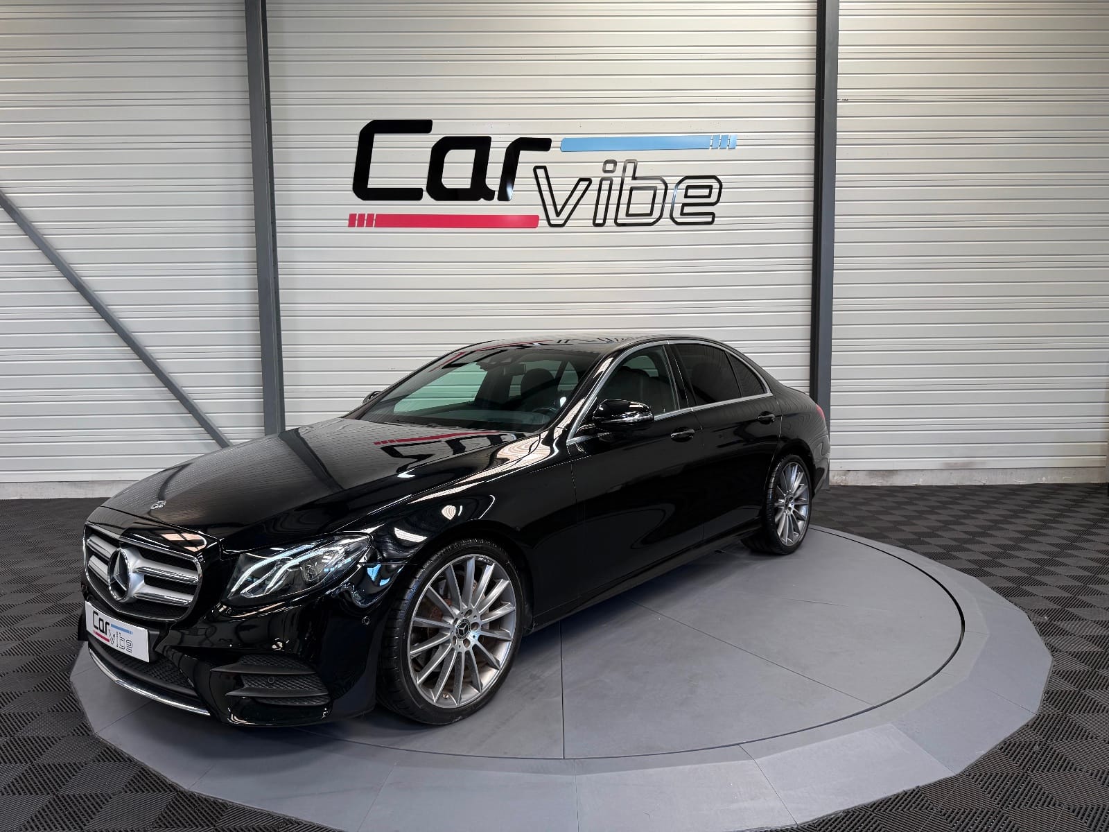 Mercedes-Benz Classe E AMG Line — photo 8