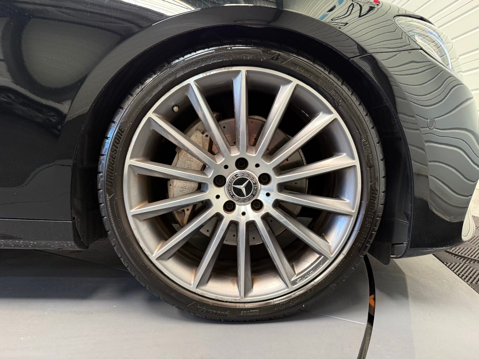 Mercedes-Benz Classe E AMG Line — photo 22