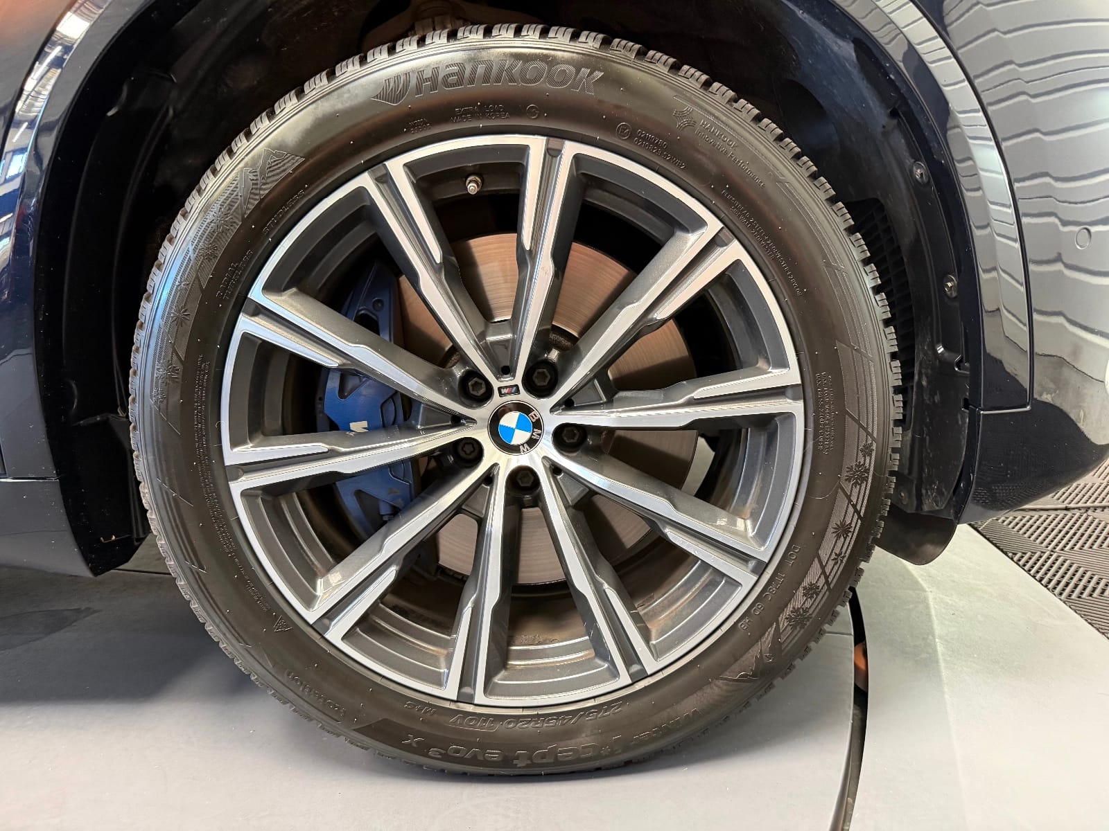 BMW X5 G05 M Sport — photo 30