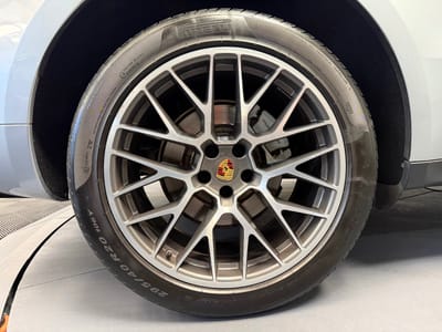 Porsche Macan S PDK — photo 26