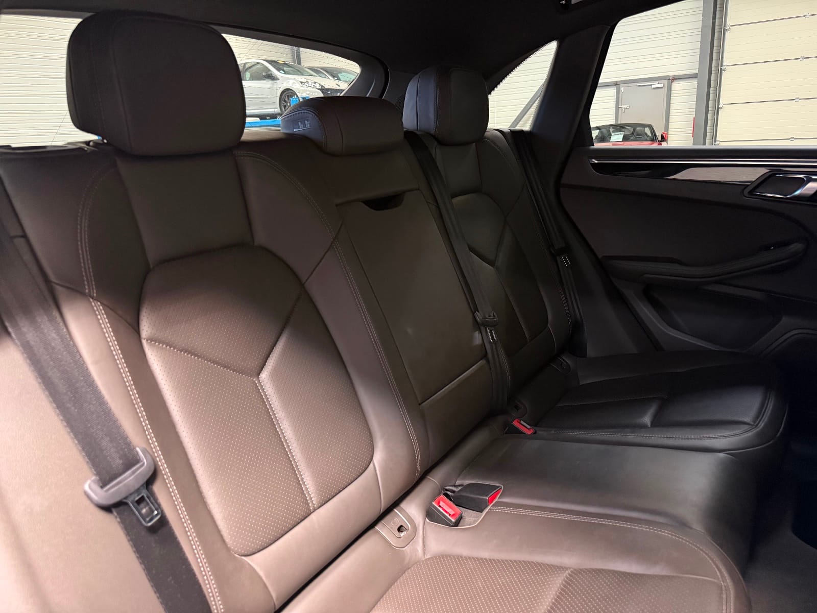 Porsche Macan S PDK — photo 22