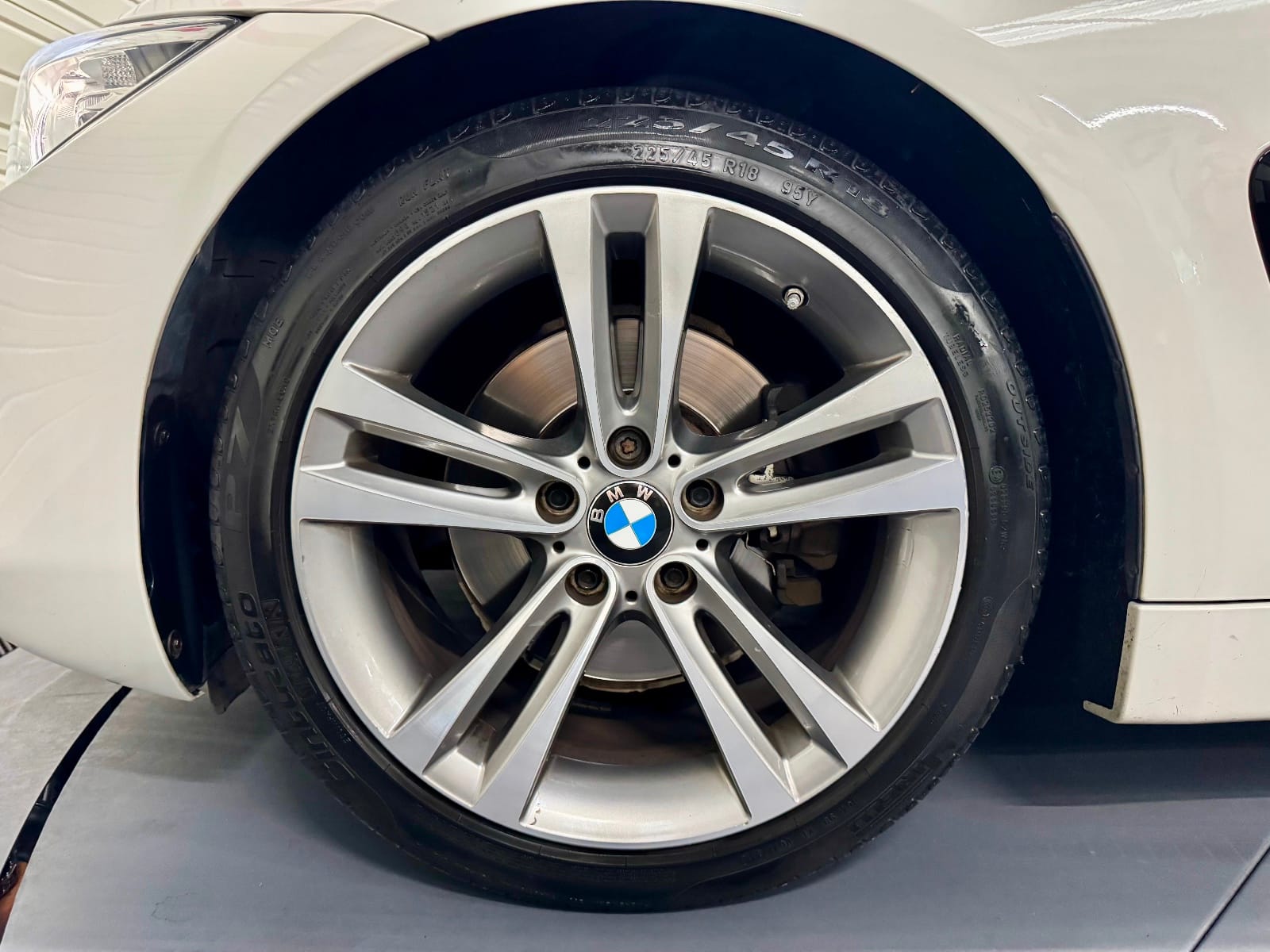 BMW Serie 4 Coupe Sport A — photo 24