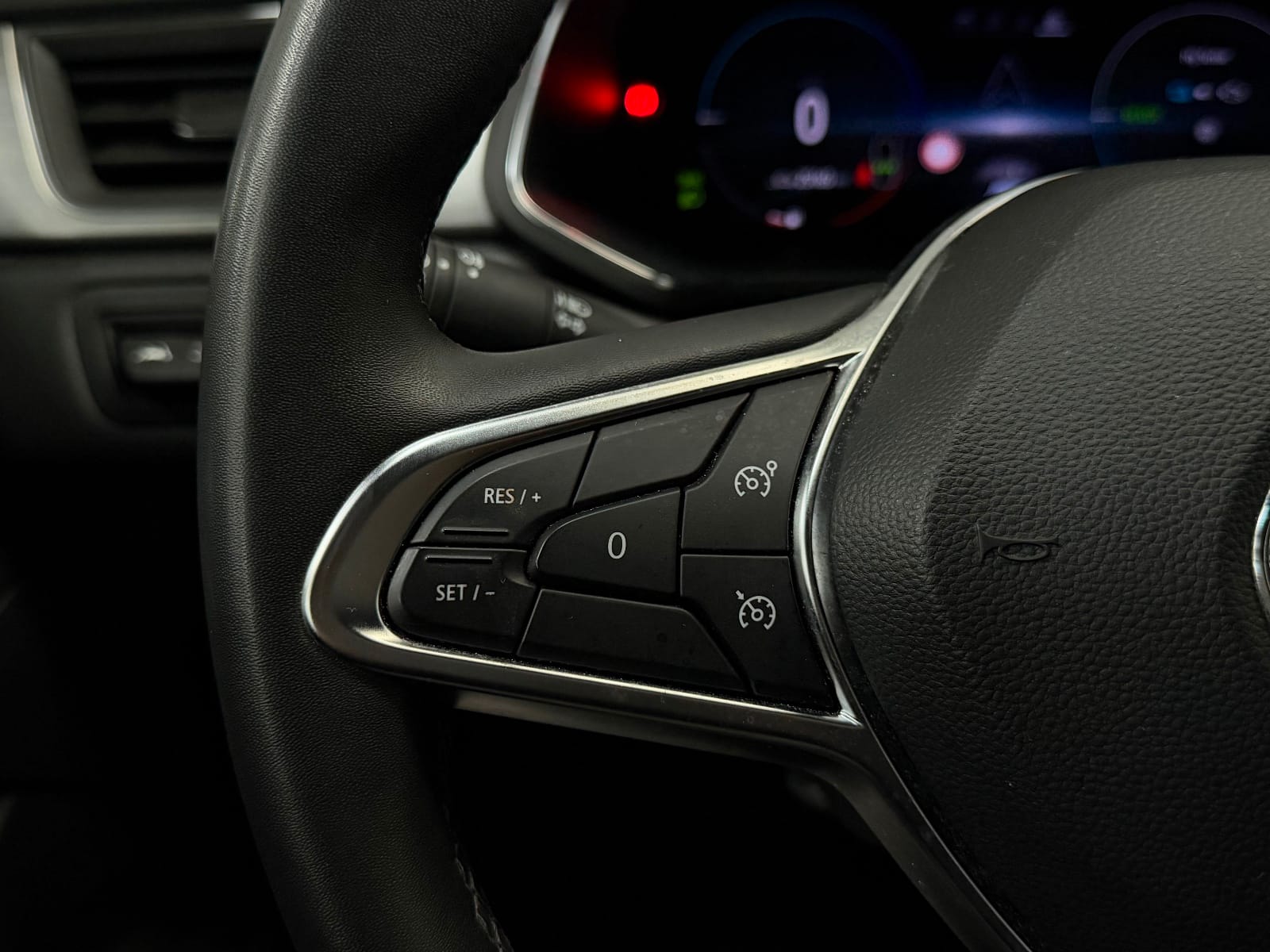 Renault Captur Intens — photo 12