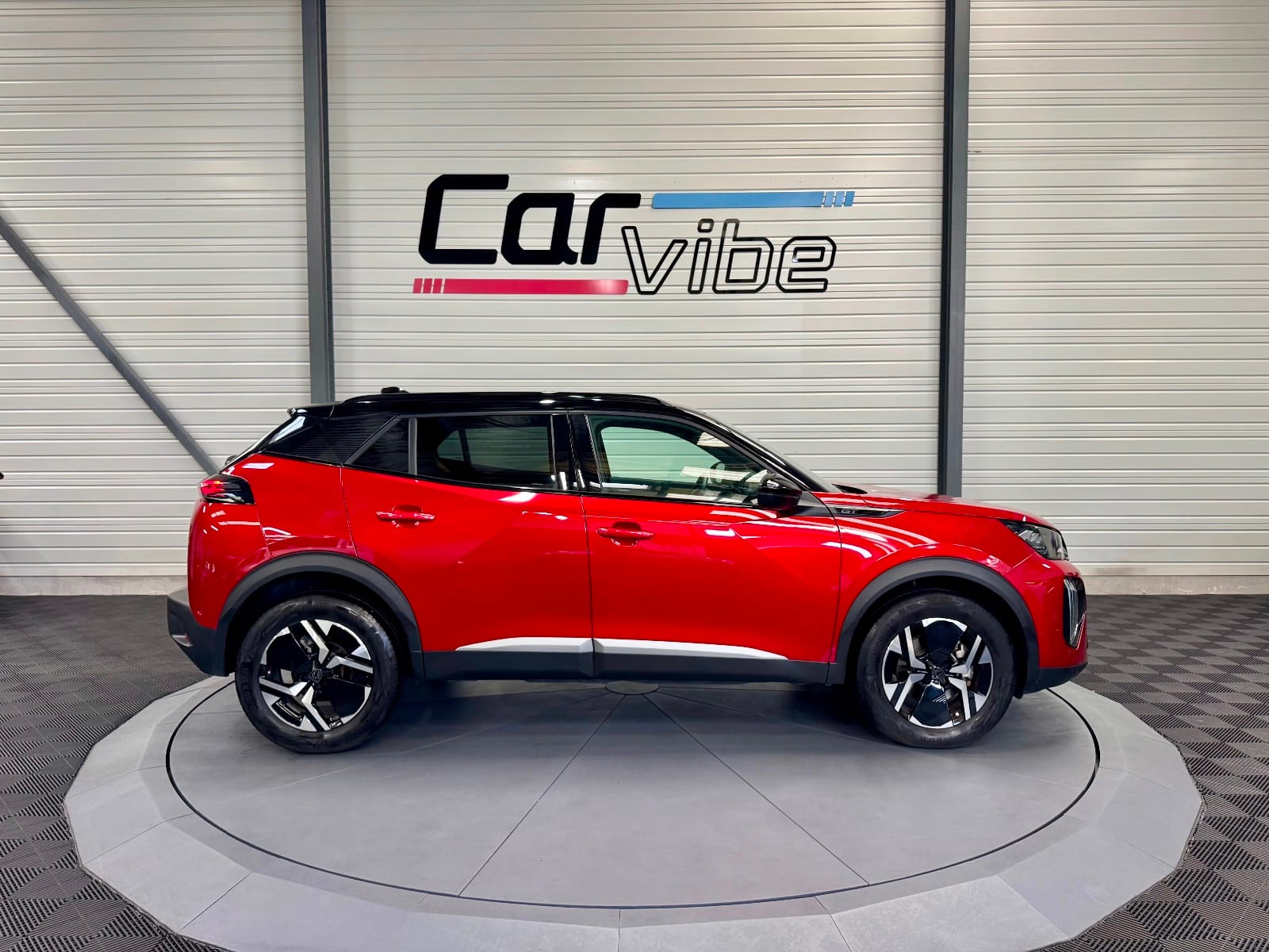 Peugeot 2008 GT LINE — photo 3