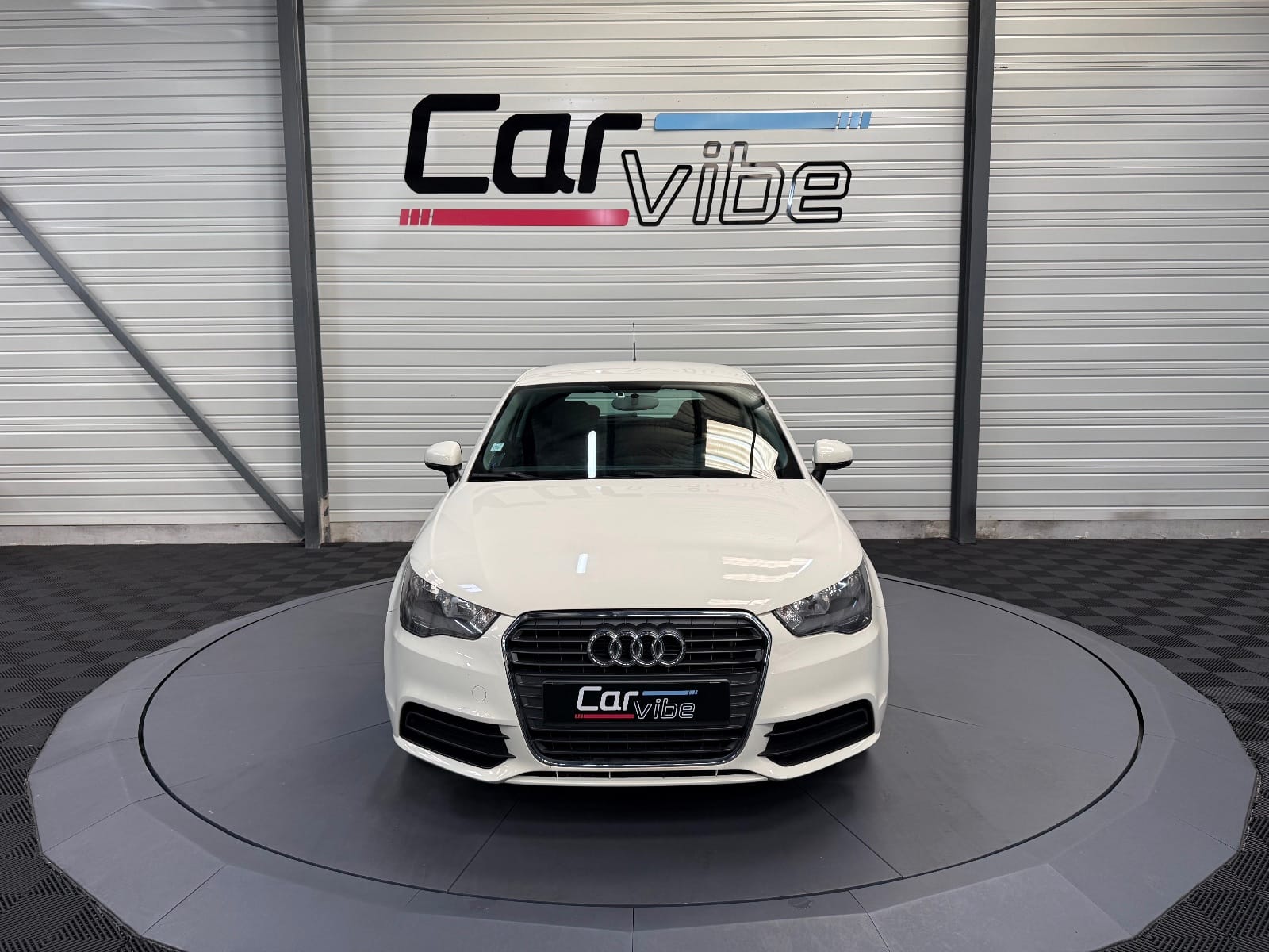 Audi A1 Attraction — photo 9