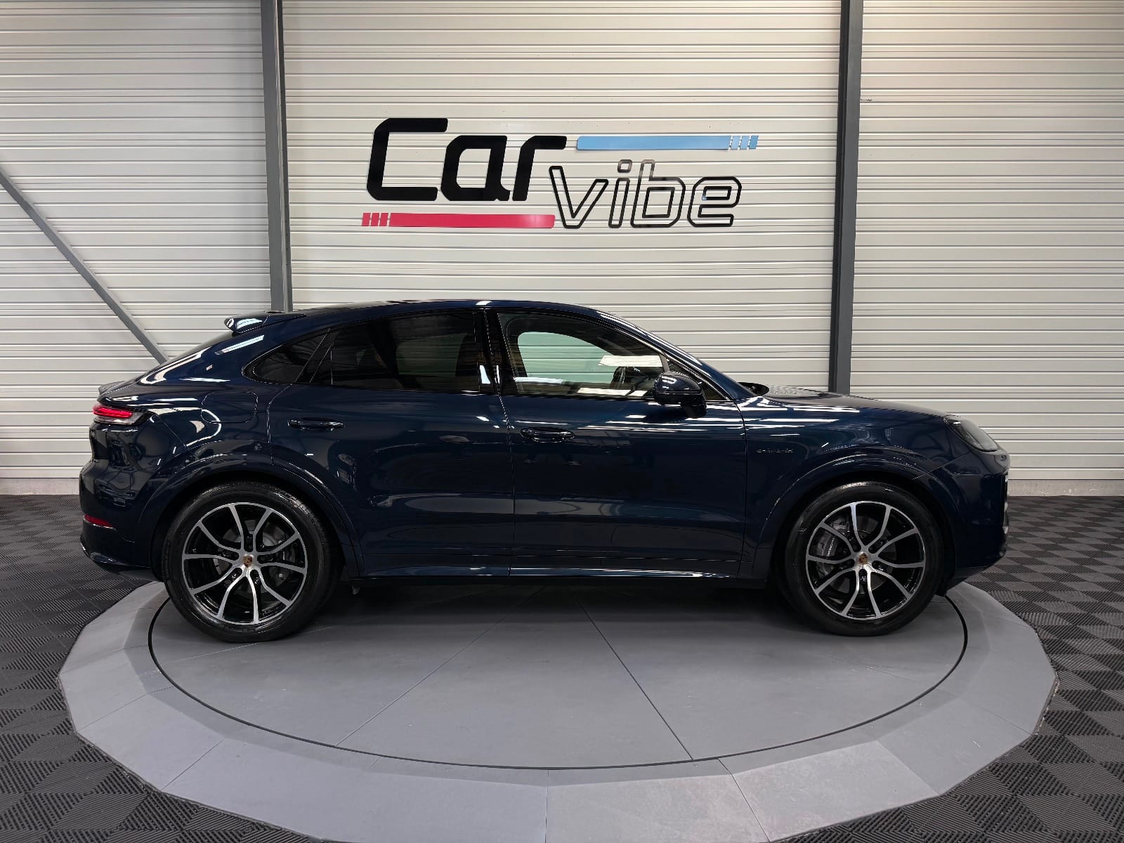Porsche Cayenne Coupe — photo 3