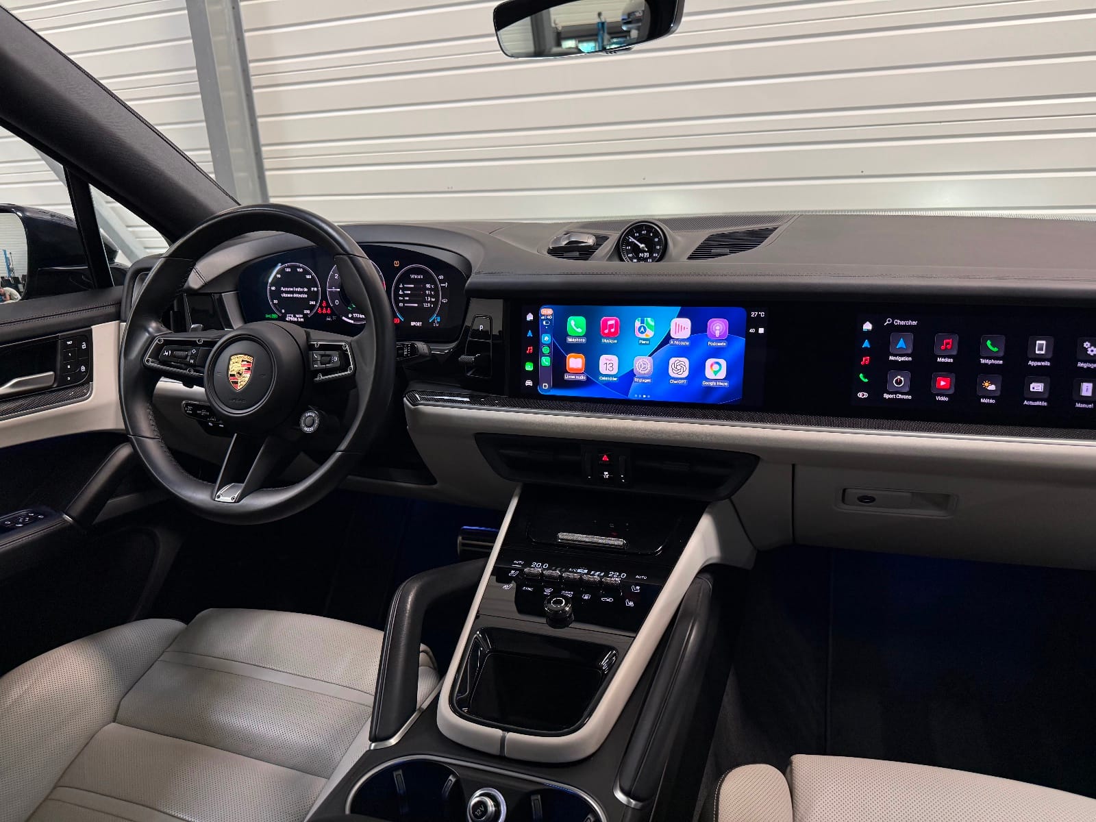 Porsche Cayenne Coupe — photo 23