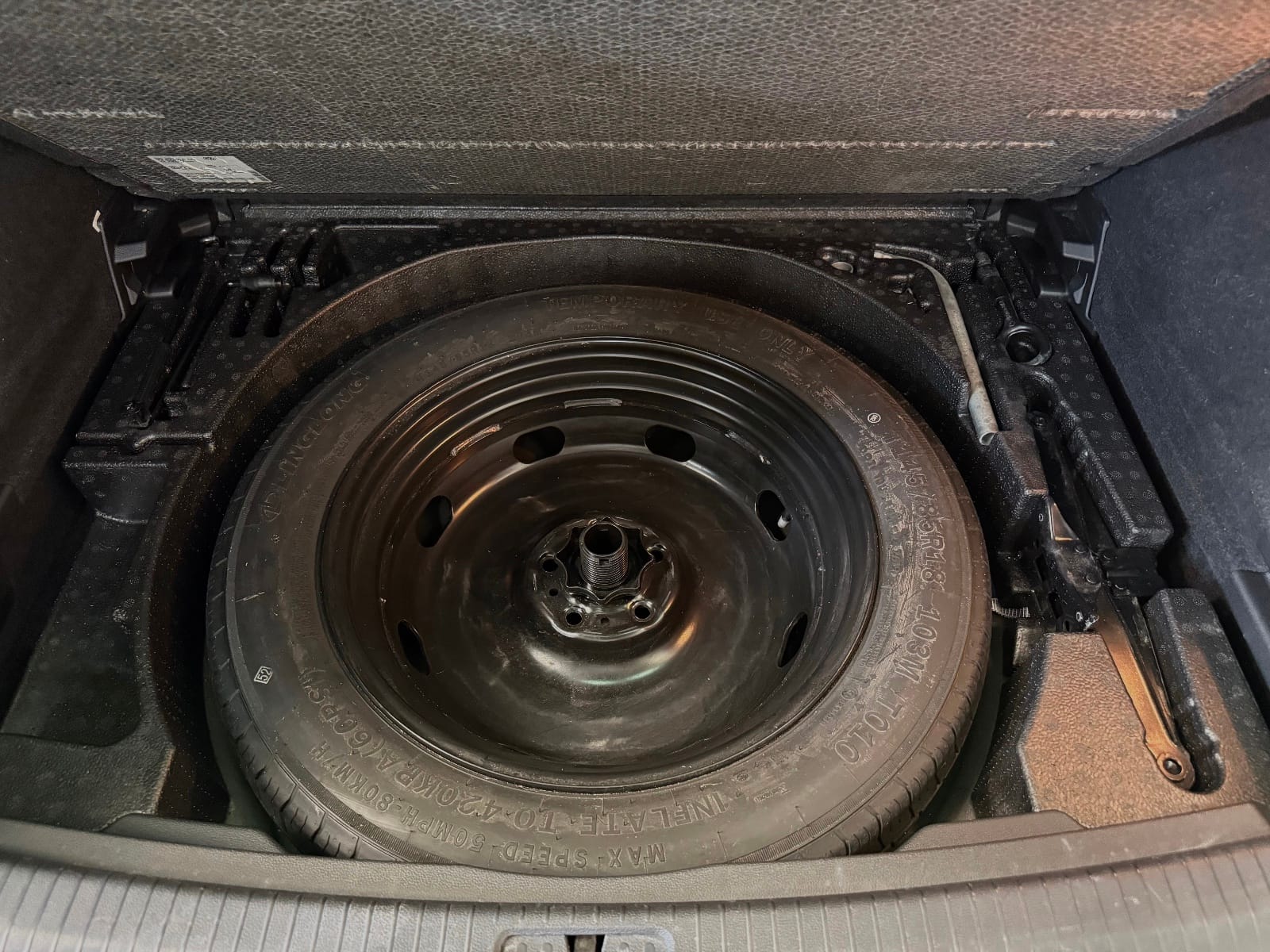 Volkswagen Tiguan Confortline — photo 24