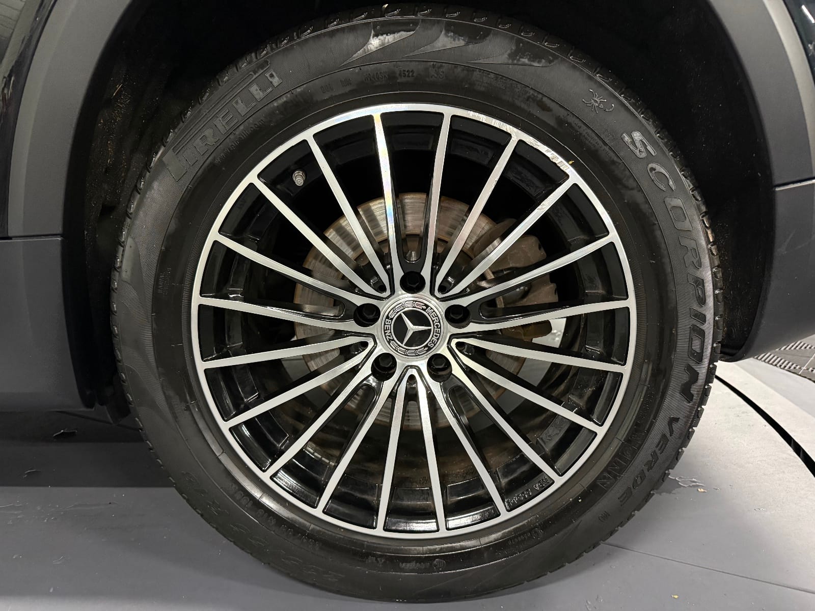 Mercedes-Benz GLB Business Line — photo 24