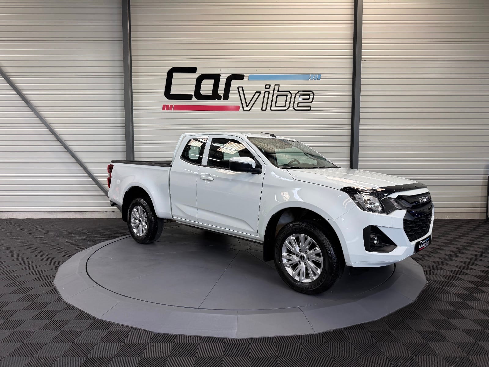 Isuzu D-max BB — photo 1
